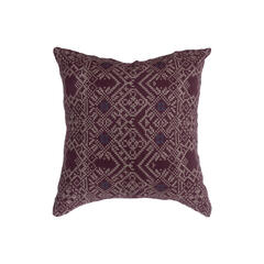 Tone Kroken Pyntepute Nomade bomullsmuslin aubergine 60×60